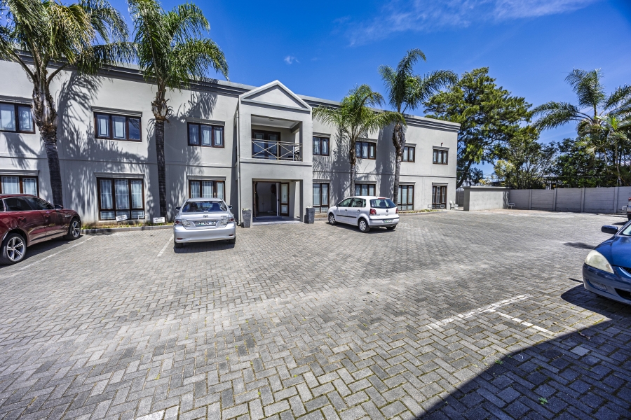 To Let Commercial Property for Rent in Berea Eastern Cape
